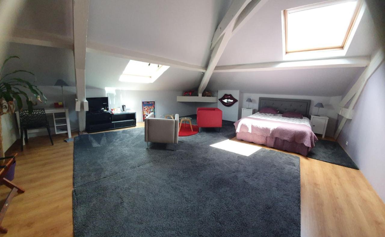 Bed & Breakfast Manoir De Tireveste 3*