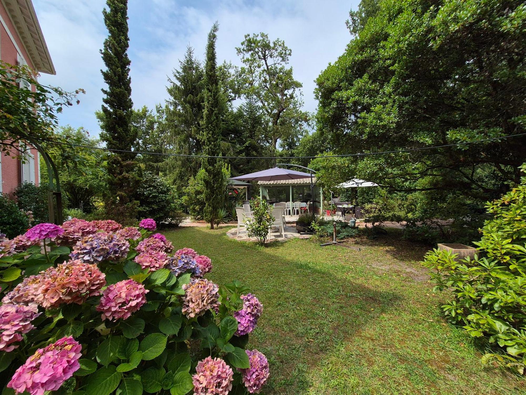 Bed & Breakfast Manoir De Tireveste Lesperon (Landes)